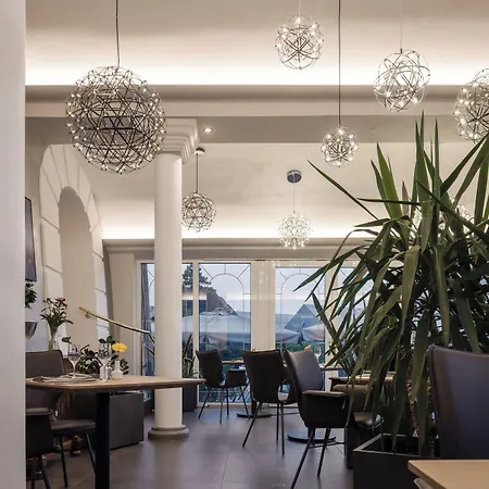 Donauhof Hotel 3*